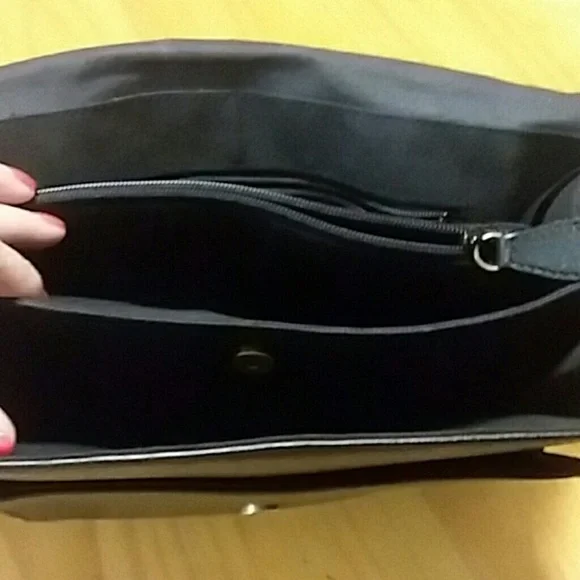 Relic By Fossil Black Handbag - Picture 6 of 12